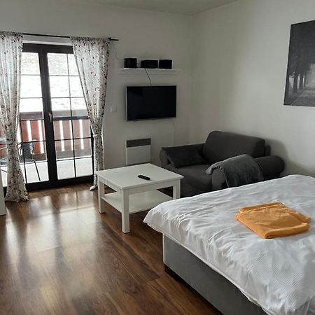 Apartman Viktoria 5 Rużomberk Zewnętrze zdjęcie